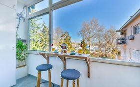 Pia Apartment